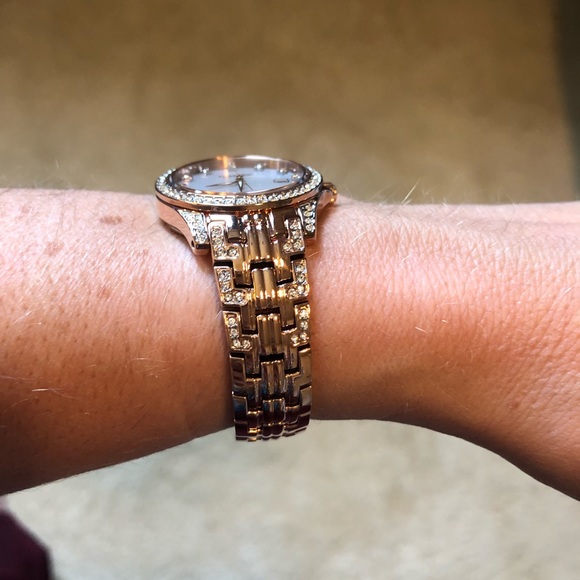 Women’s BRAND NEW Rose Gold Citizens Watch main image 5
